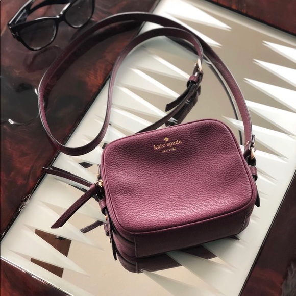 kate spade Handbags - Authentic Kate spade Shoulder Bag
